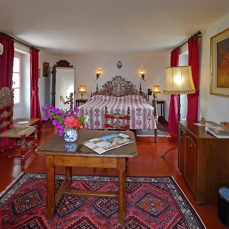 Отель Le Hameau Сен-Поль-де-Ванс Экстерьер фото